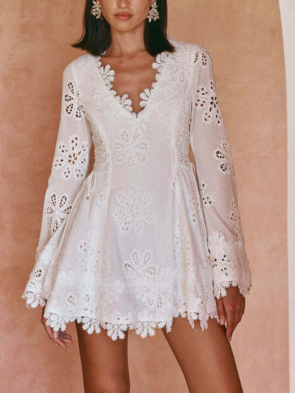 Long Sleeve Lace V-Neck Slim Fit Short Dress