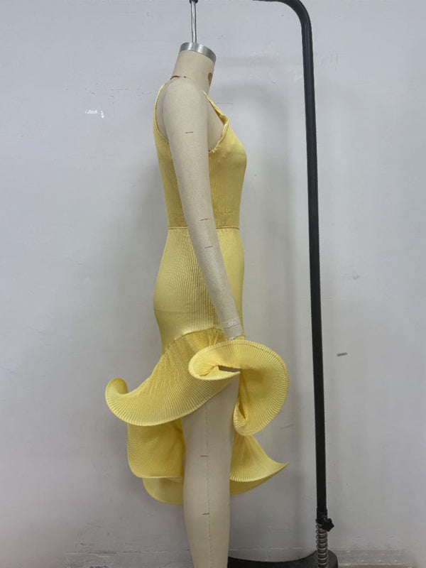 Sexy sleeveless dress with irregular ruffles