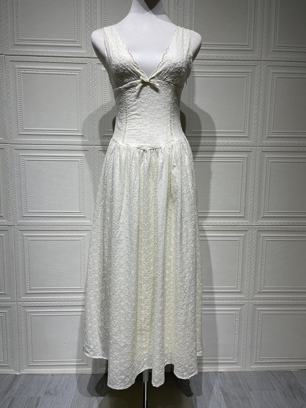 Solid color embroidered sexy elegant suspender dress