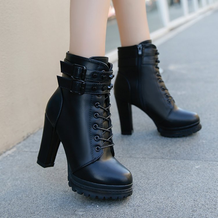 Women ankle boots