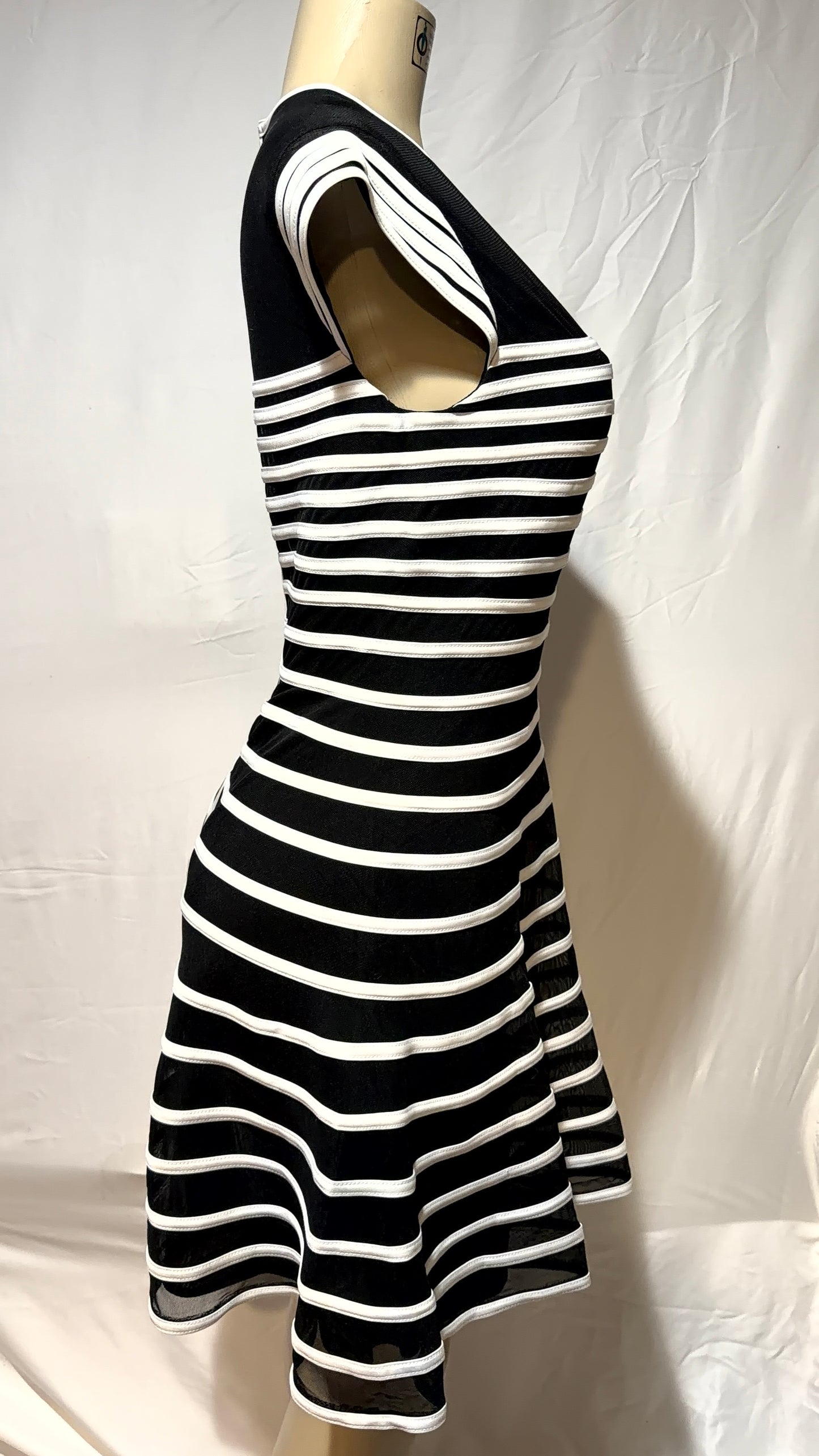 BETSY & ADAM DRESS