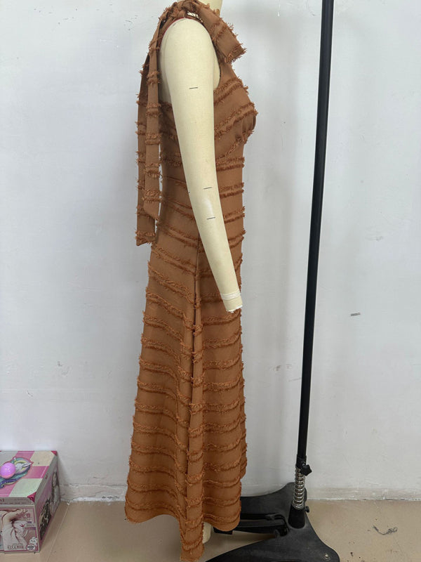 Elegant V-neck textured dress