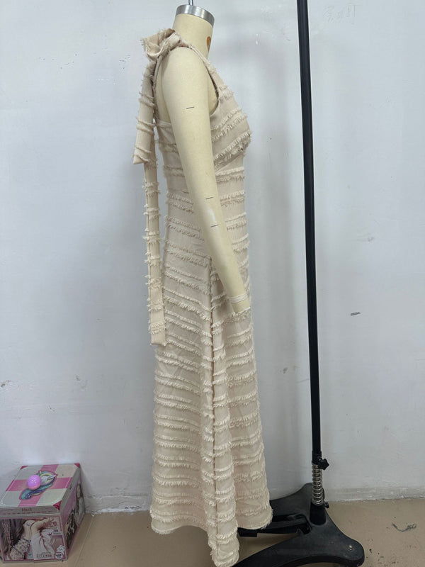 Elegant V-neck textured dress