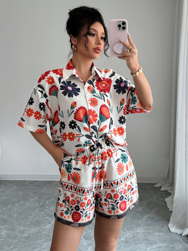 Simple holiday style short-sleeved printed shorts set