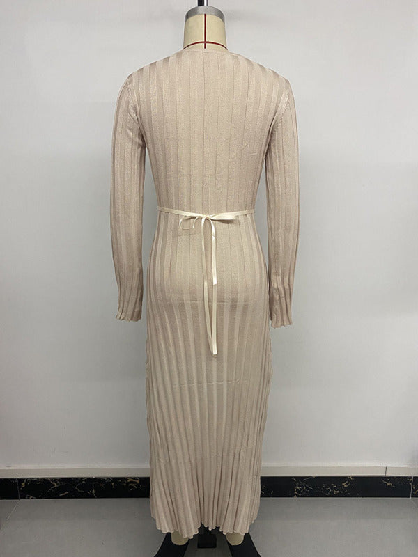 V-neck knitted long-sleeved dress