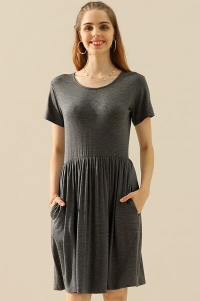 Ninexis Round Neck Ruched Dress with Pockets