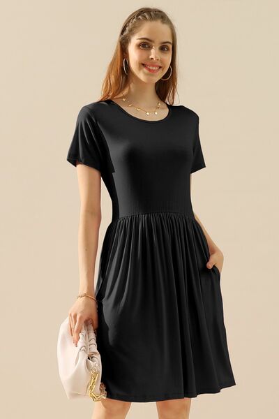 Ninexis Round Neck Ruched Dress with Pockets