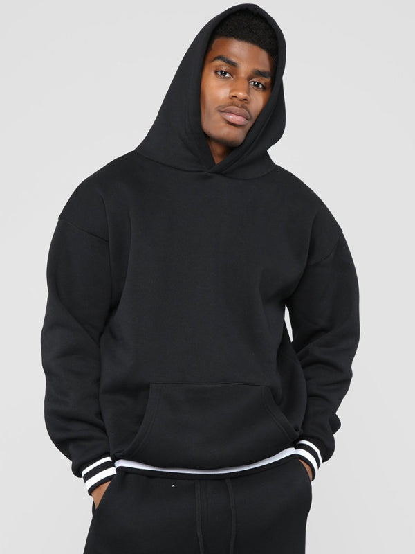 Men’s Minimalistic Loose Pullover Hoodie With Front Pocket And A Stripped Hem